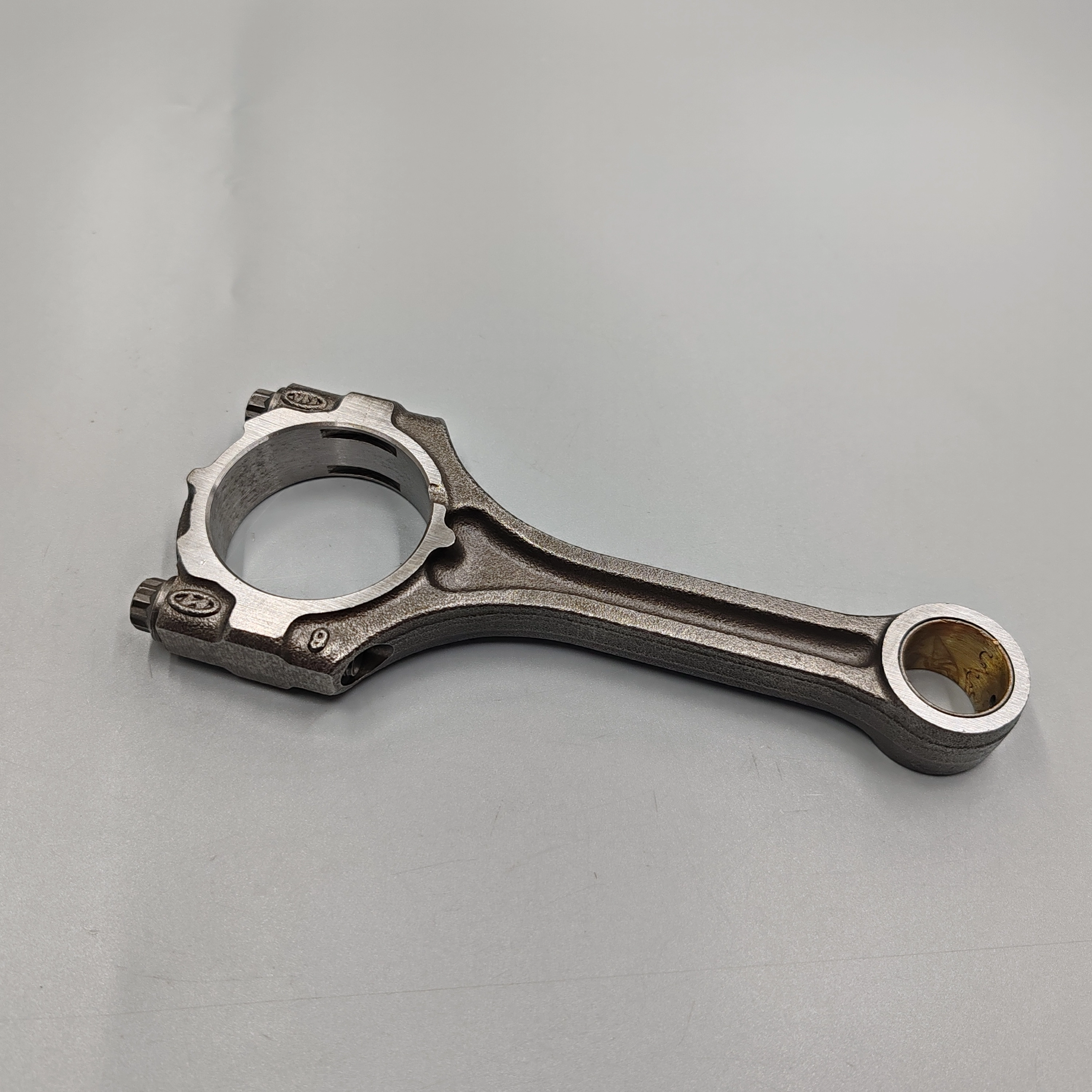 Orijinal Mobis Hyundai Kia 1.6 T-GDI G4FJ Piston Kolu Biyel Kolu (OEM: 23510-2B700)